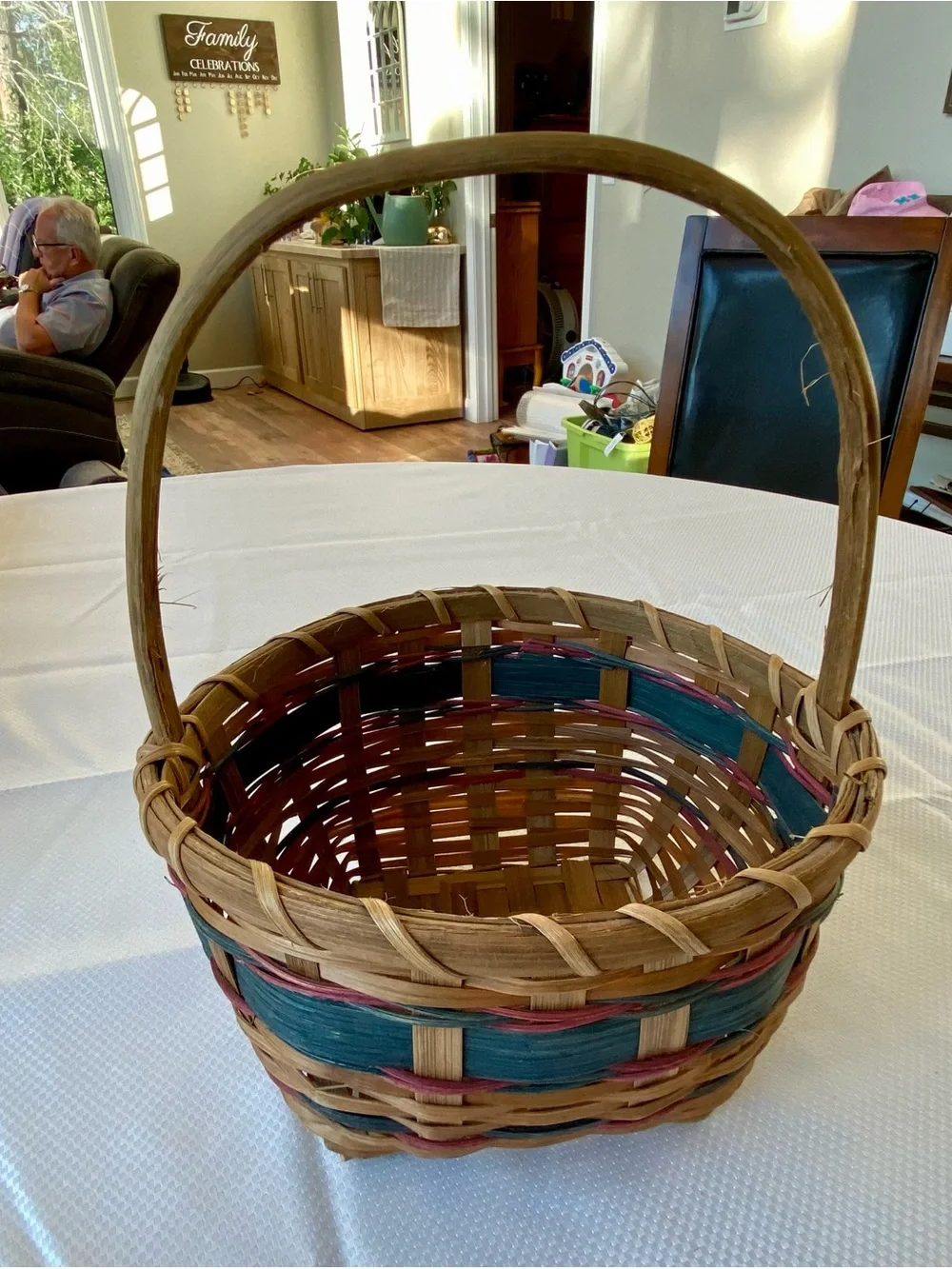 N/A small woven